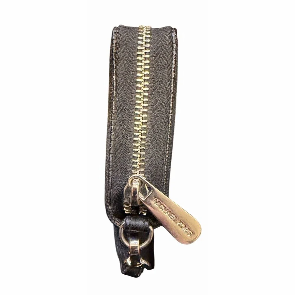 Michael Kors Wallet  Black Zip-Around Wristlet Jet Set